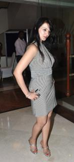 Saloni Aswani feet photo 6