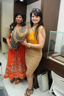 Saloni Aswani feet photo 6