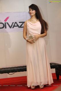 Saloni Aswani feet photo 18