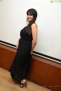 Saloni Aswani feet photo 14