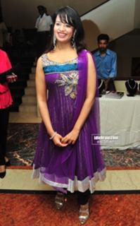 Saloni Aswani feet photo 4