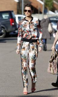 Sam Faiers feet photo thumbnail