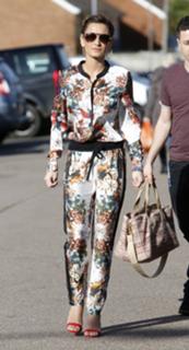 Sam Faiers feet photo thumbnail