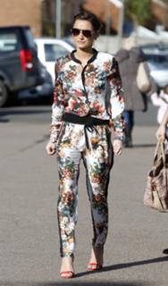 Sam Faiers feet photo thumbnail