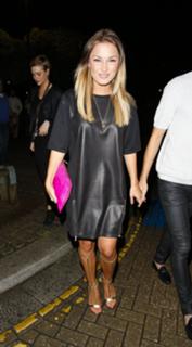 Sam Faiers feet photo thumbnail