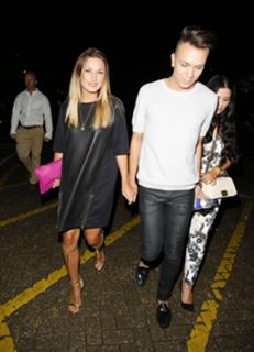 Sam Faiers feet photo thumbnail