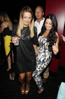 Sam Faiers feet photo thumbnail