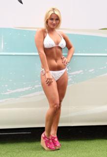 Sam Faiers feet photo thumbnail