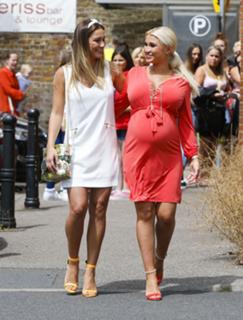 Sam Faiers feet photo thumbnail
