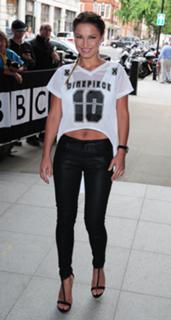 Sam Faiers feet photo thumbnail