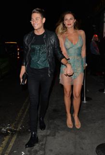 Sam Faiers feet photo thumbnail