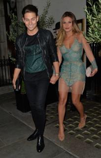 Sam Faiers feet photo thumbnail