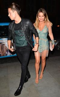 Sam Faiers feet photo thumbnail