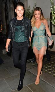 Sam Faiers feet photo thumbnail