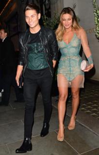 Sam Faiers feet photo thumbnail