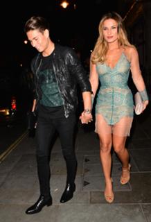 Sam Faiers feet photo thumbnail