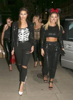 Sam Faiers feet photo thumbnail