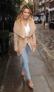 Sam Faiers feet photo thumbnail