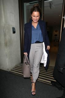 Sam Faiers feet photo thumbnail