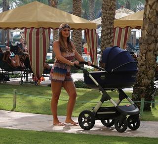 Sam Faiers feet photo thumbnail