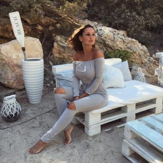 Sam Faiers feet photo thumbnail