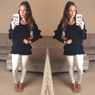 Sam Faiers feet photo thumbnail