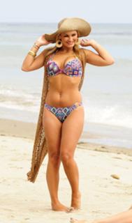 Sam Faiers feet photo thumbnail