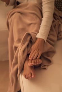 Sam Faiers feet photo 9