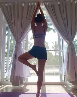 Sam Pinto feet photo 14