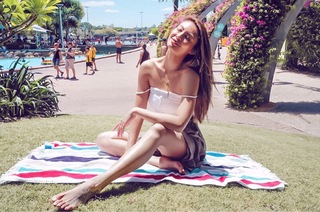Sam Pinto feet photo 3