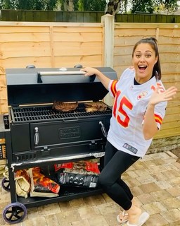 Sam Quek feet photo 5