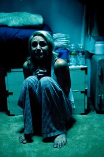 Samaire Armstrong feet photo thumbnail