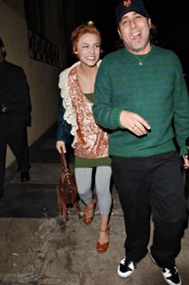 Samaire Armstrong feet photo thumbnail