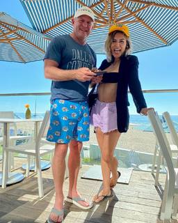 Samaire Armstrong feet photo thumbnail