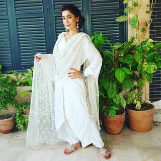 Saman Ansari feet photo 20