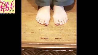 Saman Ansari feet photo 14