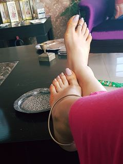 Saman Ansari feet photo 8