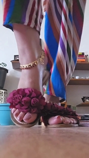 Saman Ansari feet photo 9