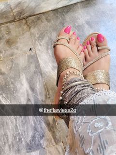 Saman Ansari feet photo 9