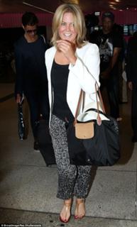 Samantha Armytage feet photo 7
