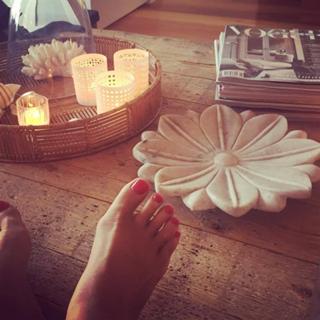 Samantha Armytage feet photo 4