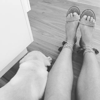 Samantha Armytage feet photo 6