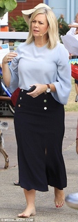 Samantha Armytage feet photo 10