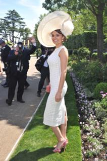 Samantha Barks feet photo 6