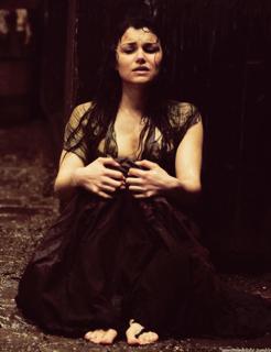 Samantha Barks feet photo 2