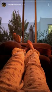 Samantha Barrón feet photo 19