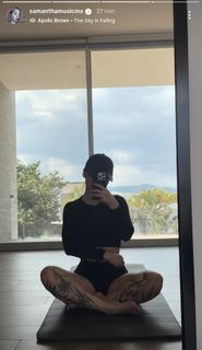Samantha Barrón feet photo 2