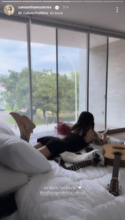 Samantha Barrón feet photo 5