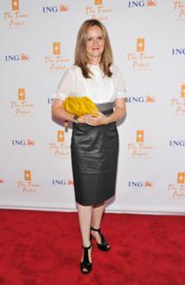 Samantha Bee feet photo 6