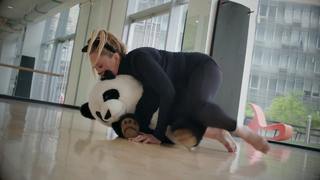 Samantha Bee feet photo 15